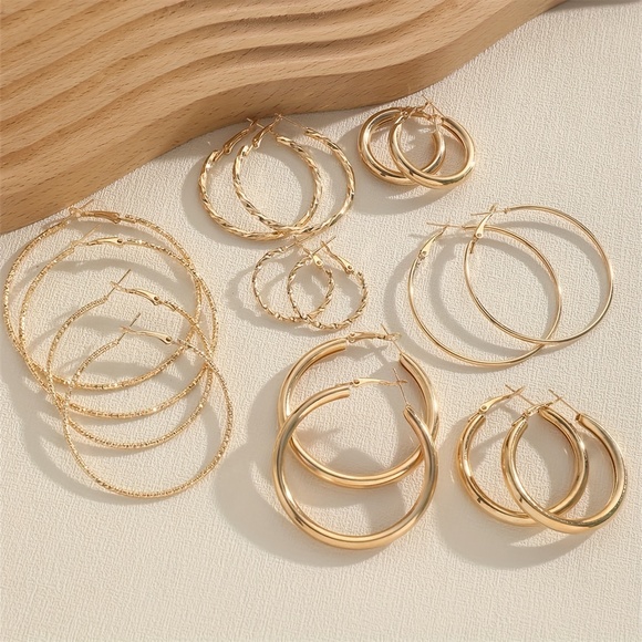 Elegant 18K Hoop Earrings: 8-Pair Set for Daily Delight - Picture 7 of 10